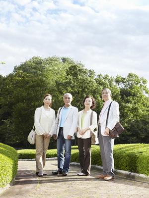 静岡市の中島屋グランドホテル内にあるテラスレストラン｜多彩なコース料理と快適な空間を提供